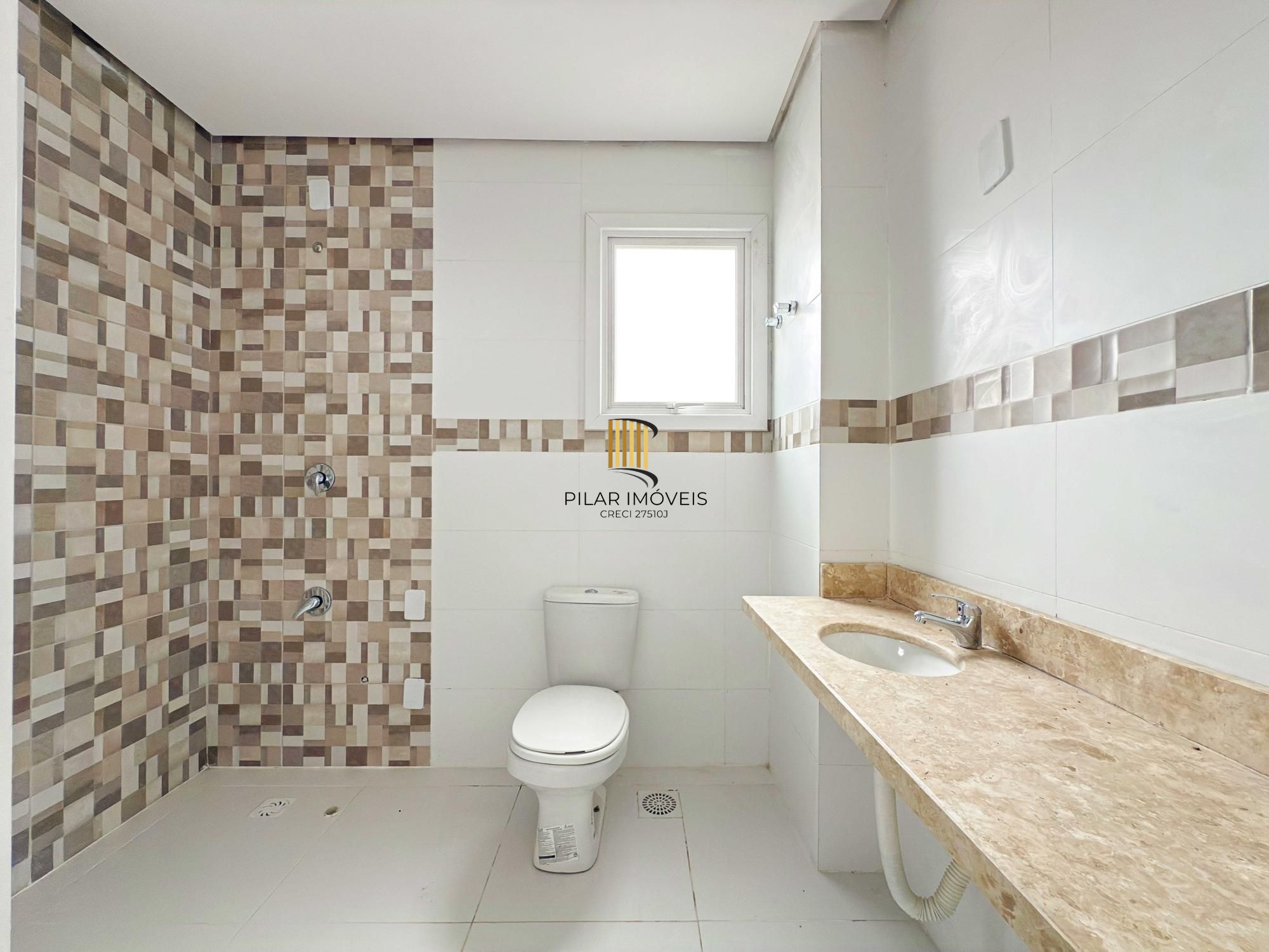 Vende-se casa em condomínio com 4 dormitórios (2 suítes), 3 vagas  – Tristeza