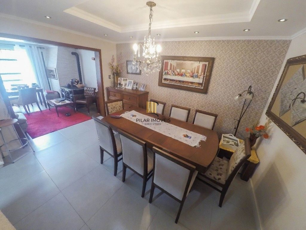 Vende-se casa com 4 quartos( 1 suíte), 156 m² e 2 vagas - Partenon