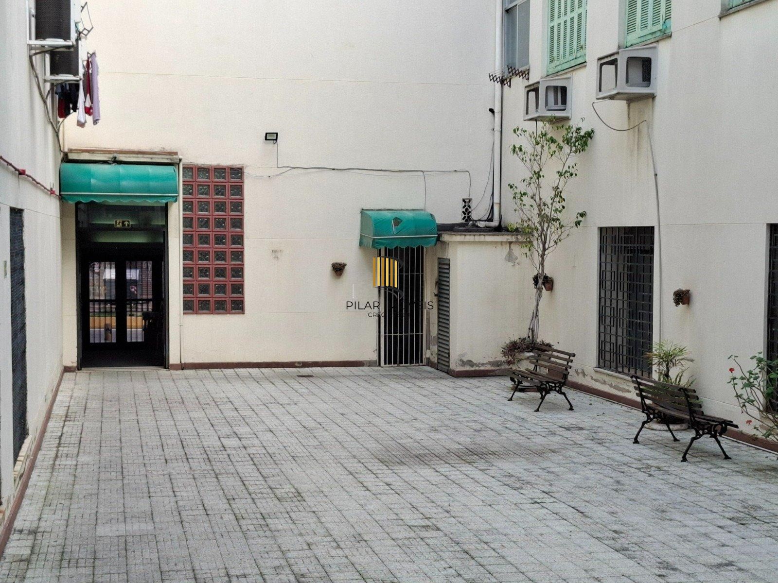 Vende-se apartamento 2 quartos e 63m² - São João