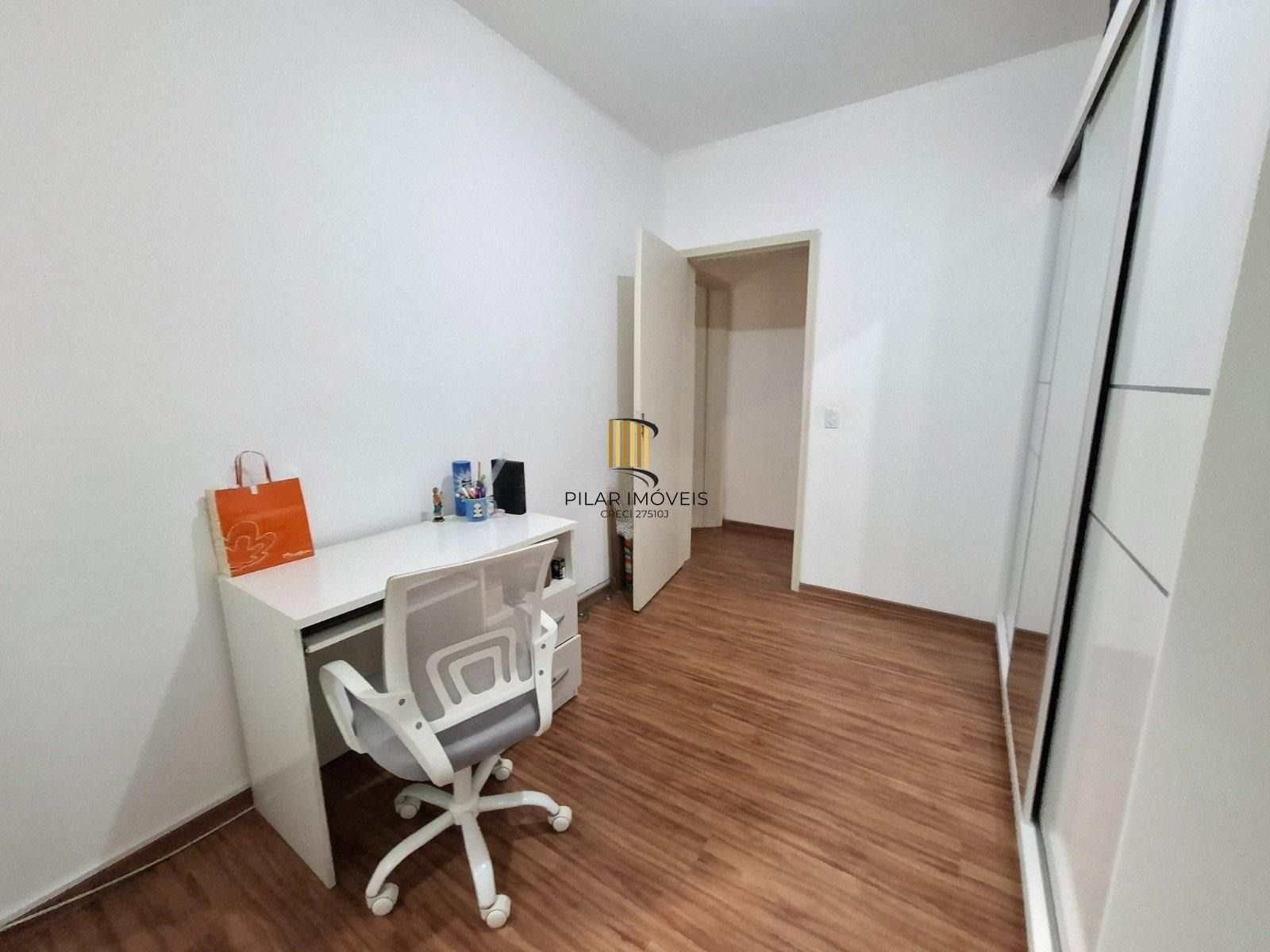 Vende-se apartamento 2 quartos e 63m² - São João