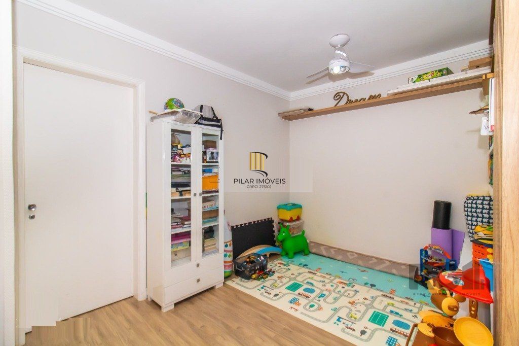 Vende-se belo apartamento a 2 quadras do Parcão, 3 quartos com suíte e vaga coberta - 110m² - Auxiliadora