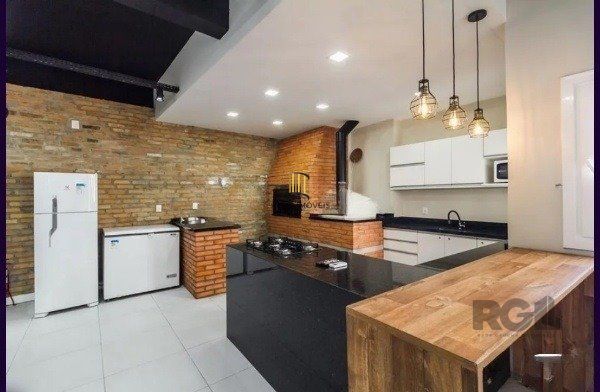 Vende-se apartamento 2 quartos espaçosos com vaga rotatirva próximo ao Mãe de Deus - 54m² - Medianeira