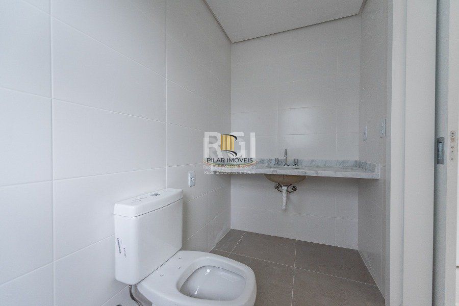 Apartamento para Venda - 102m², 2 suítes com 2 vagas - Petrópolis