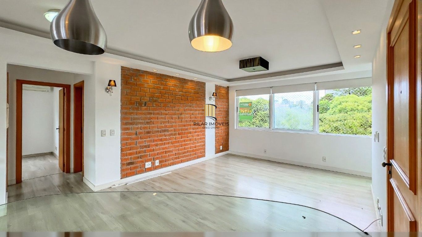 Vende-se apartamento com 2 quartos (1 suíte), 74m² e 2 vagas – Vila Ipiranga