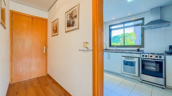 Vende-se apartamento com 3 quartos, churrasqueira e 114m² - Auxiliadora.