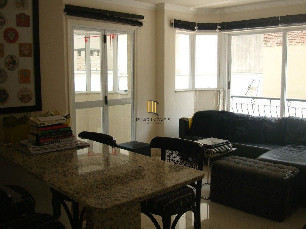 Vende-se apartamento com 2 quartos(1 suíte), 86m² e sacada - Mont'Serrat