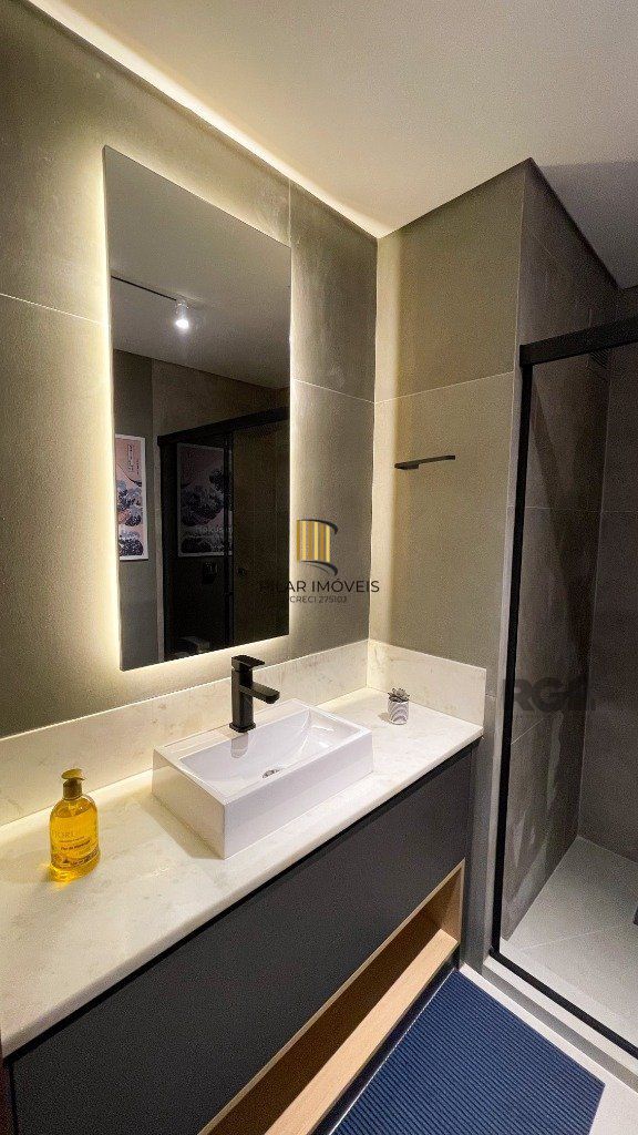 Vende-se luxuoso apartamento 3 quartos com suíte, 2 vagas, com churrasqueira e hidro - 148m² -  Petrópolis
