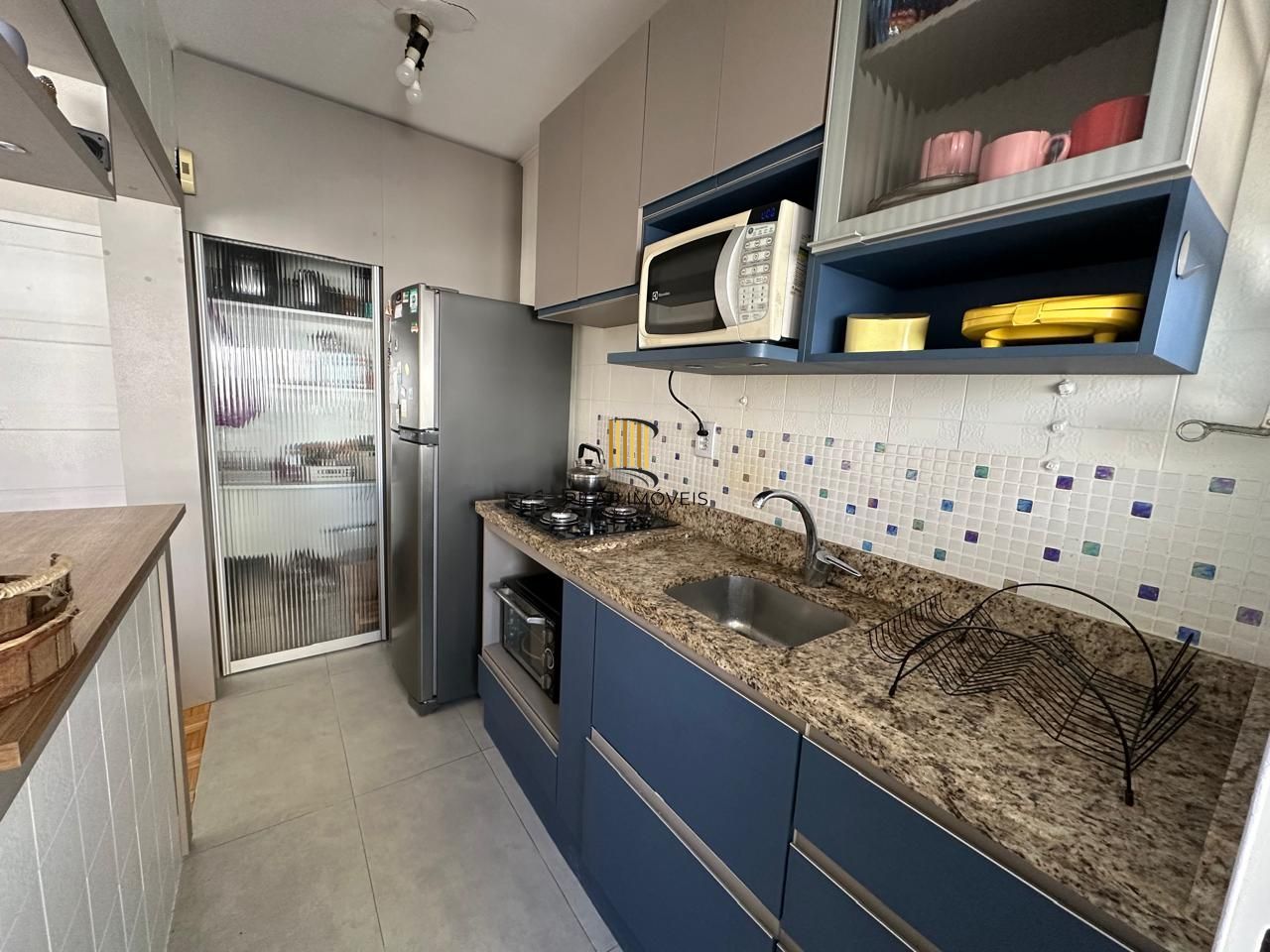 Vende-se apartamento de 1 dormitório com 43 m² e 1 vaga - Floresta
