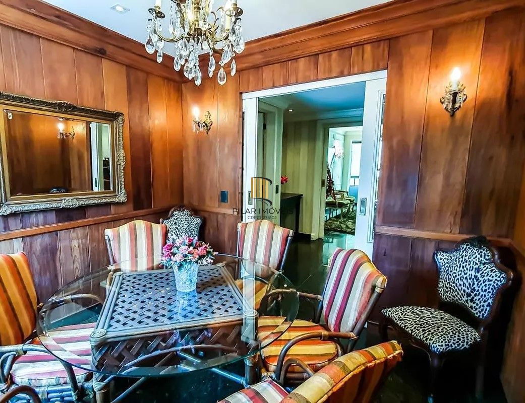 Vende-se apartamento com 3 quartos (1 suíte), 2 sacadas com churrasqueira, 132m² e 2 vagas - Auxiliadora