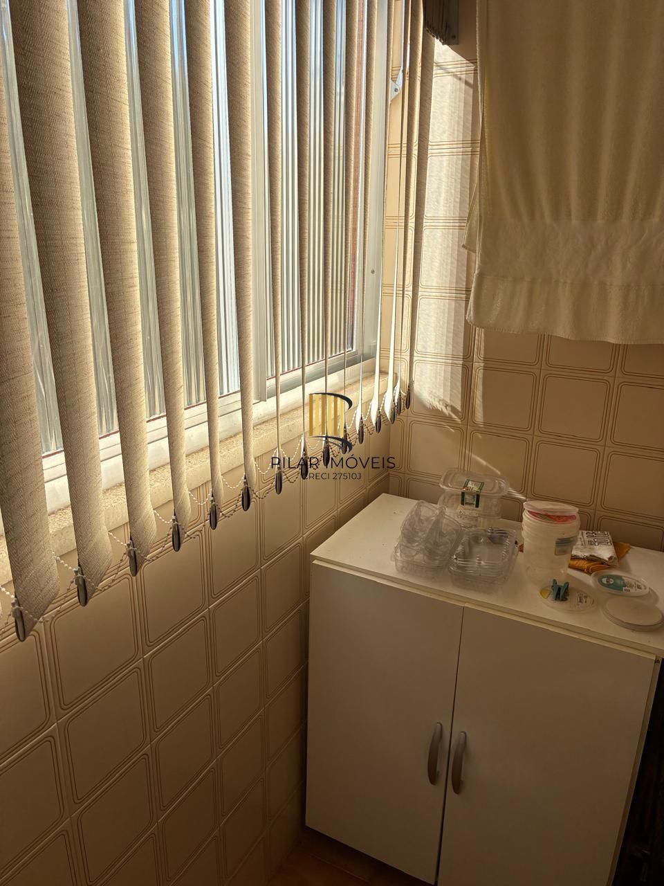 Vende-se apartamento com 2 quartos, 57m² e 1 vaga – Auxiliadora