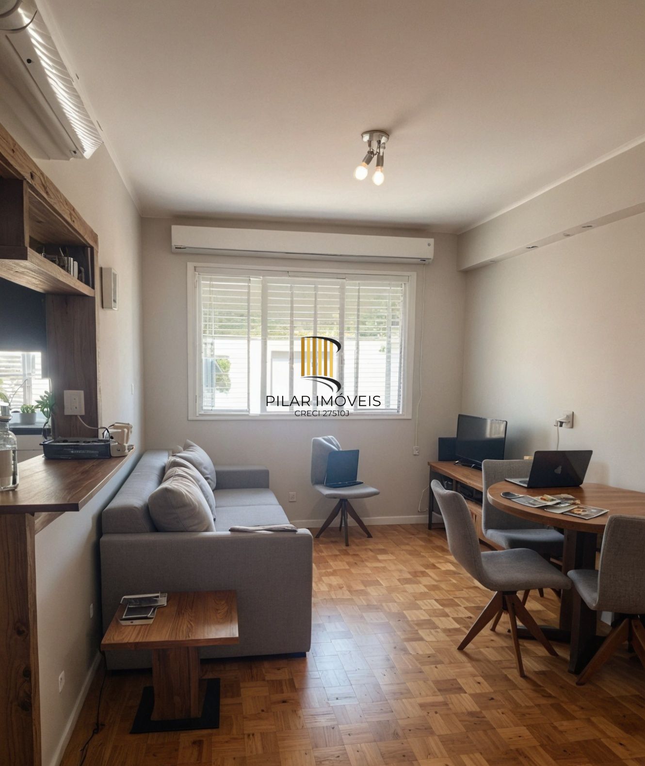 Vende-se apartamento de 1 dormitório com 43 m² e 1 vaga - Floresta