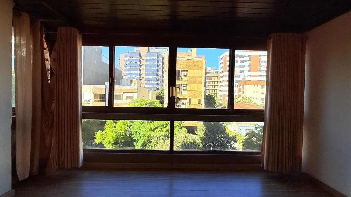 Vende-se apartamento com 3 quartos(1 suíte), sacada, churrasqueira e 1 vaga – 114 m² – Mont’Serrat