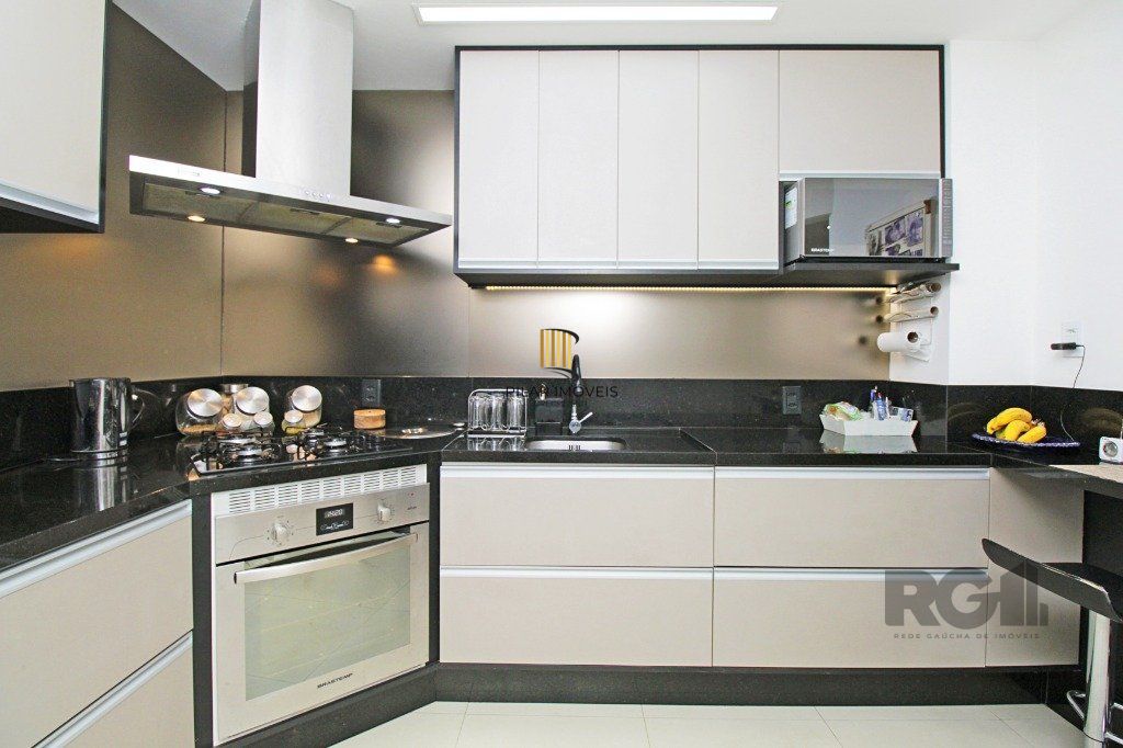 Vende-se casa duplex 3 dormitórios com 2 vagas próximo ao Clínicas - Santana
