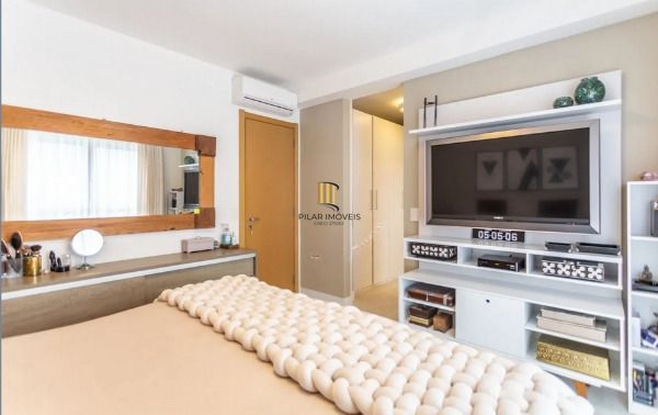 Apartamento mobiliado, 3 suítes, 2 vagas – 126m² – Petrópolis