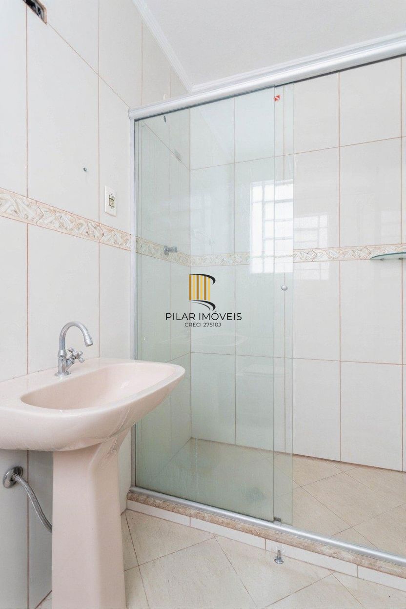 Vende-se apartamento com 3 quartos, 93m² e 1 vaga - Rio Branco