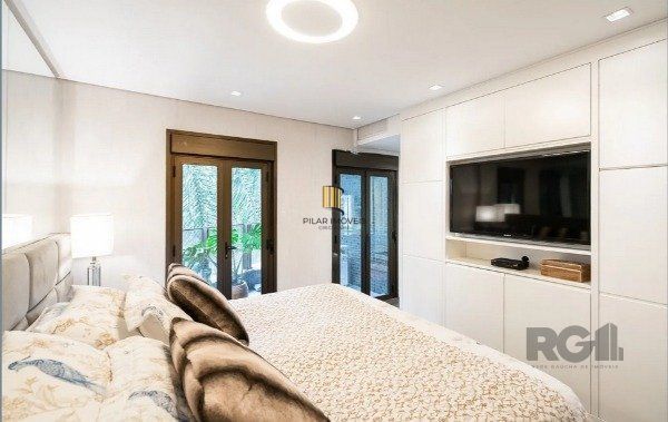 Apartamento de 192m² com 3 Suítes, 3 Vagas e Móveis Planejados de Alto Padrão Próximo à Praça da Encol