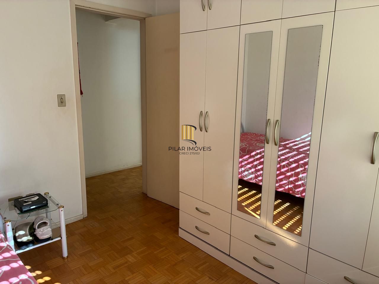 Vende-se apartamento com 2 quartos, 57m² e 1 vaga – Auxiliadora