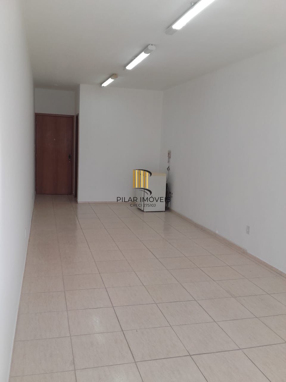 Vende-se sala comercial com 35m² - Passo D’Areia