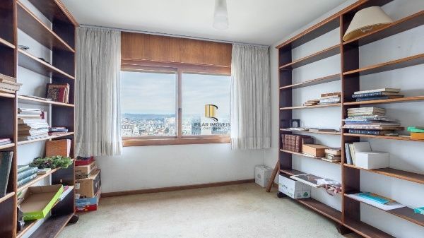 Vende-se apartamento com 3 quartos, 133m² e 2 vagas - Rio Branco