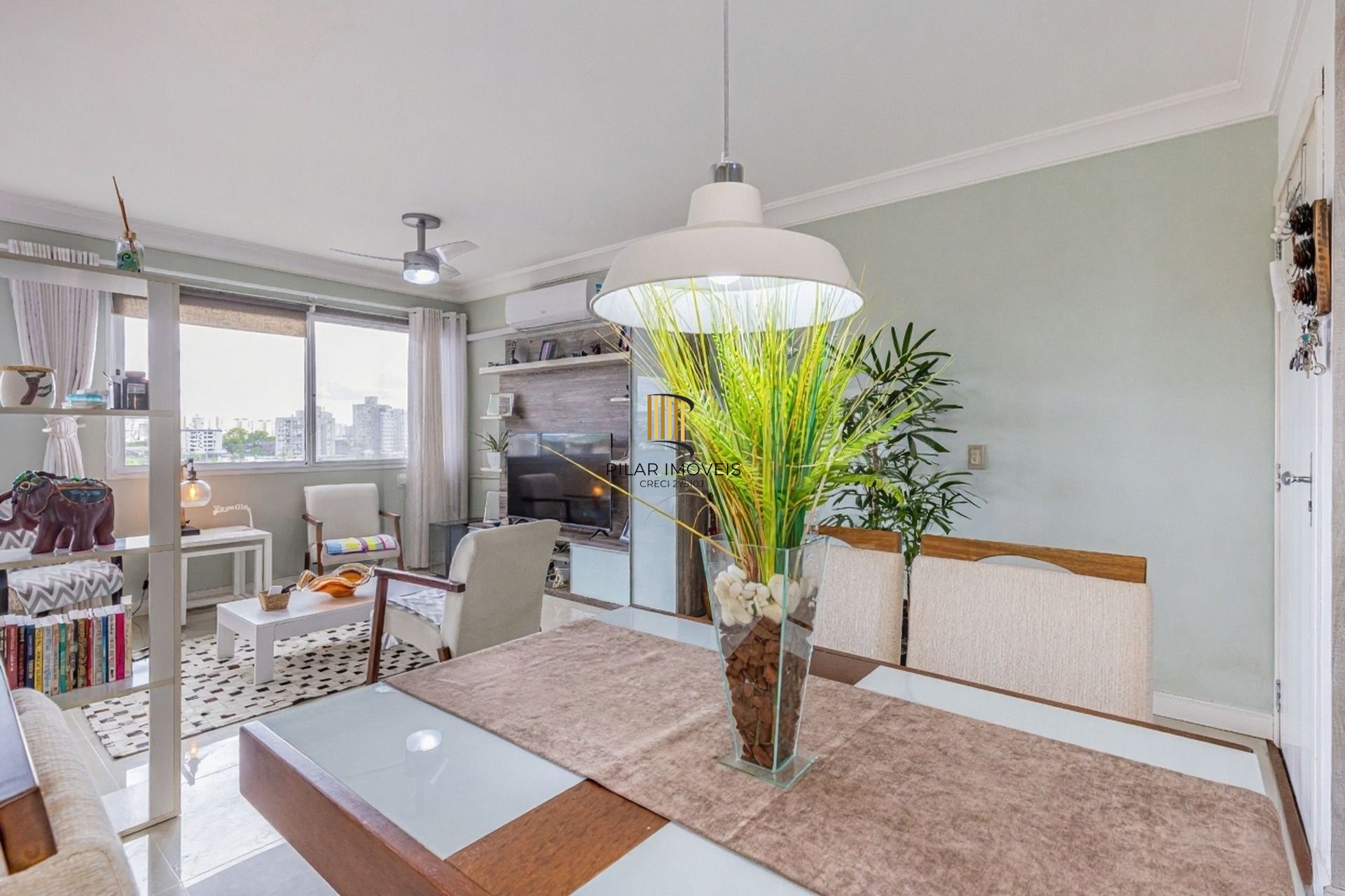 Vende-se apartamento com 2 quartos (1 suíte), 68m² e 1 vaga – Vila Ipiranga