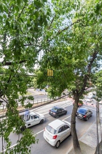 Vende-se apartamento com 3 quartos, 3 banheiros e 103 m² - Rio Branco