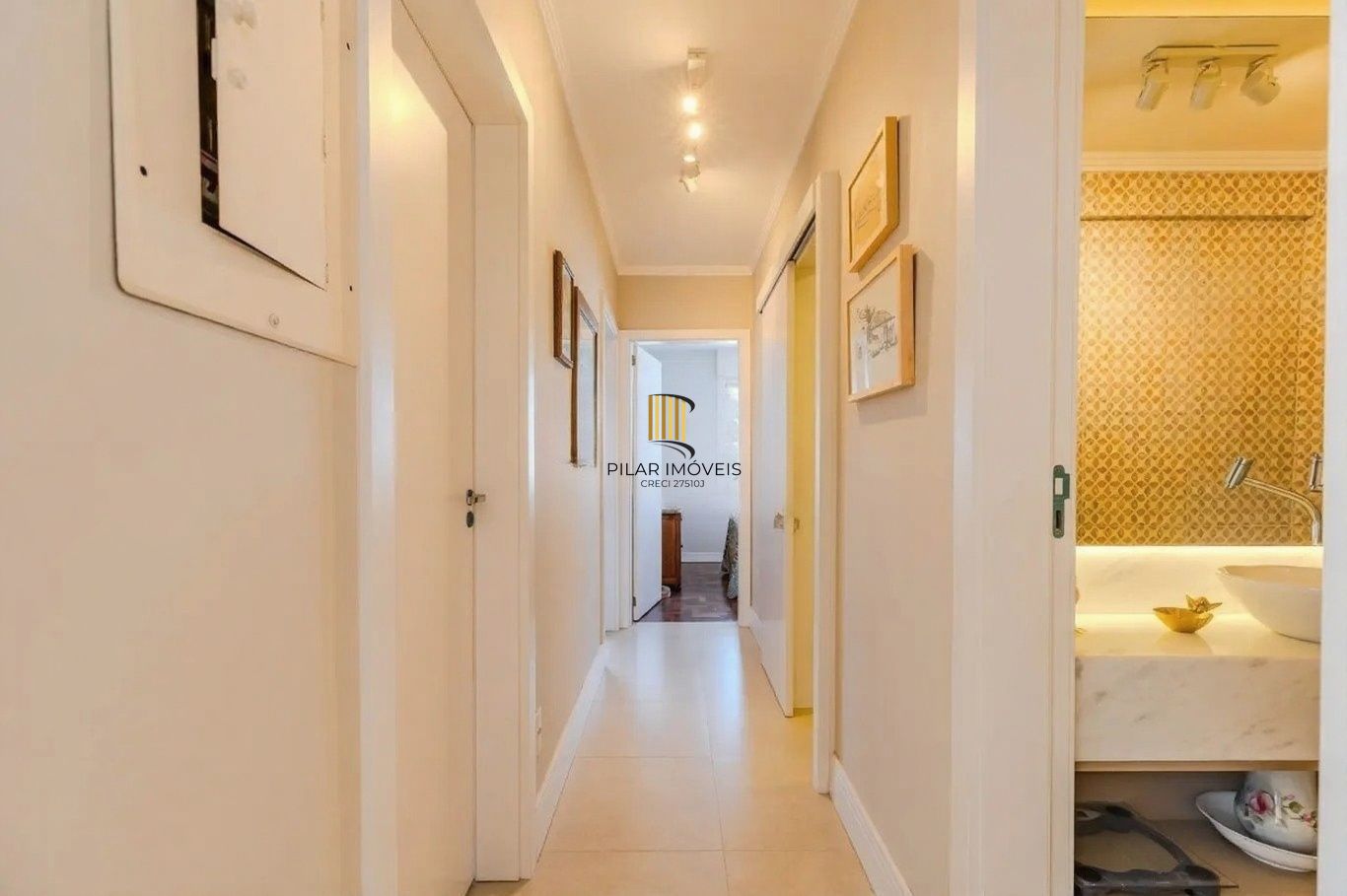 Vende-se apartamento com 3 quartos (1 suíte), 89m² e 1 vaga – Bom Fim