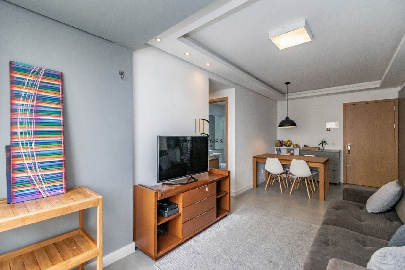 Vende-se apartamento com 2 quartos (1 suíte), 62m² e 1 vaga – Passo da Areia