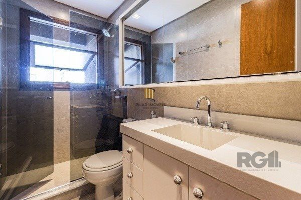 Vende-se luxuoso apartamento 3 quartos com suíte, 2 vagas, lareira, churrasqueira, próximo da encol - 133m² - Bela Vista