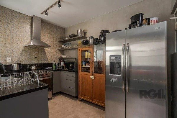 Bela cobertura com 3 quartos, incluindo 1 suíte, 2 vagas de garagem em localização privilegiada - 150m² - Auxiliadora