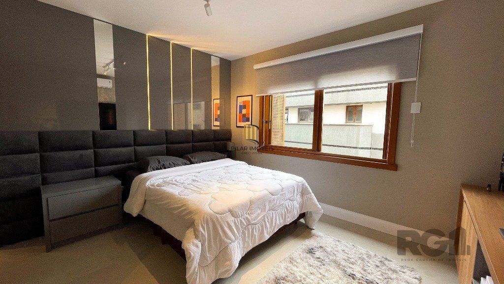 Vende-se luxuoso apartamento 3 quartos com suíte, 2 vagas, com churrasqueira e hidro - 148m² -  Petrópolis