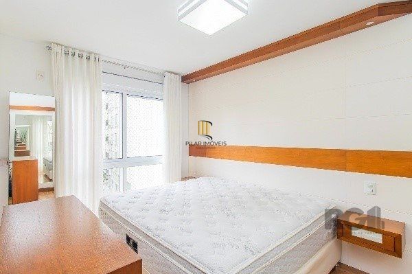 Apartamento de alto padrão, 3 suítes, 3 vagas, ao lado da Praça da Encol
