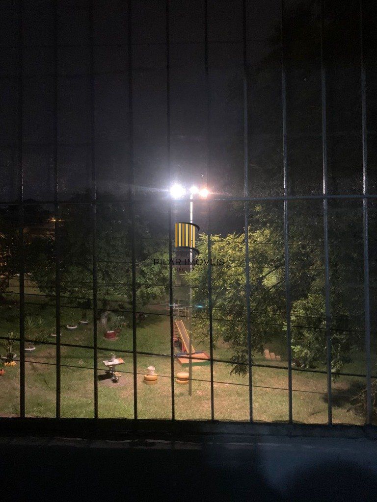Vende-se casa 3 quartos com suíte e 3 vagas de garagem - 130m² - Jardim Itu Sabará