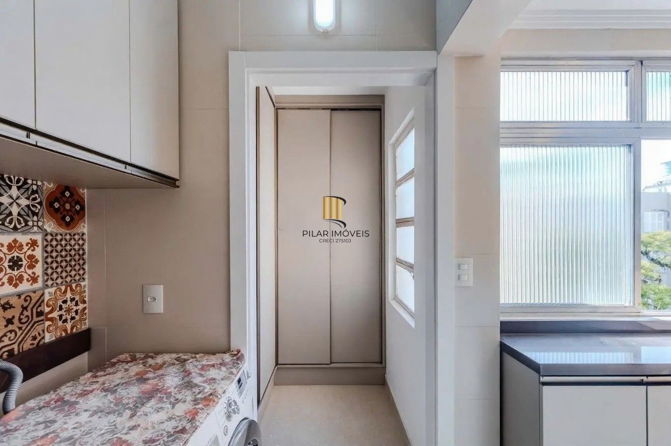 Vende-se apartamento com 3 quartos (1 suíte), 89m² e 1 vaga – Bom Fim