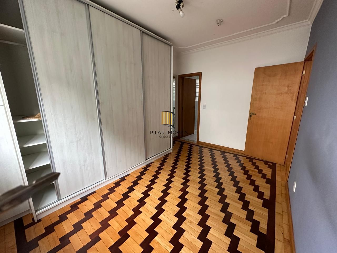 Vende-se apartamento com 1 quarto e 57,7 m² – Cidade Baixa