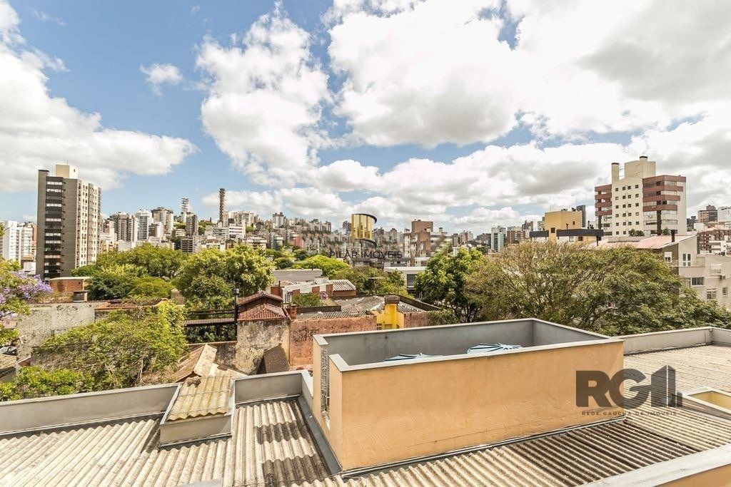 Cobertura 3 dormitórios no bairro Petrópolis