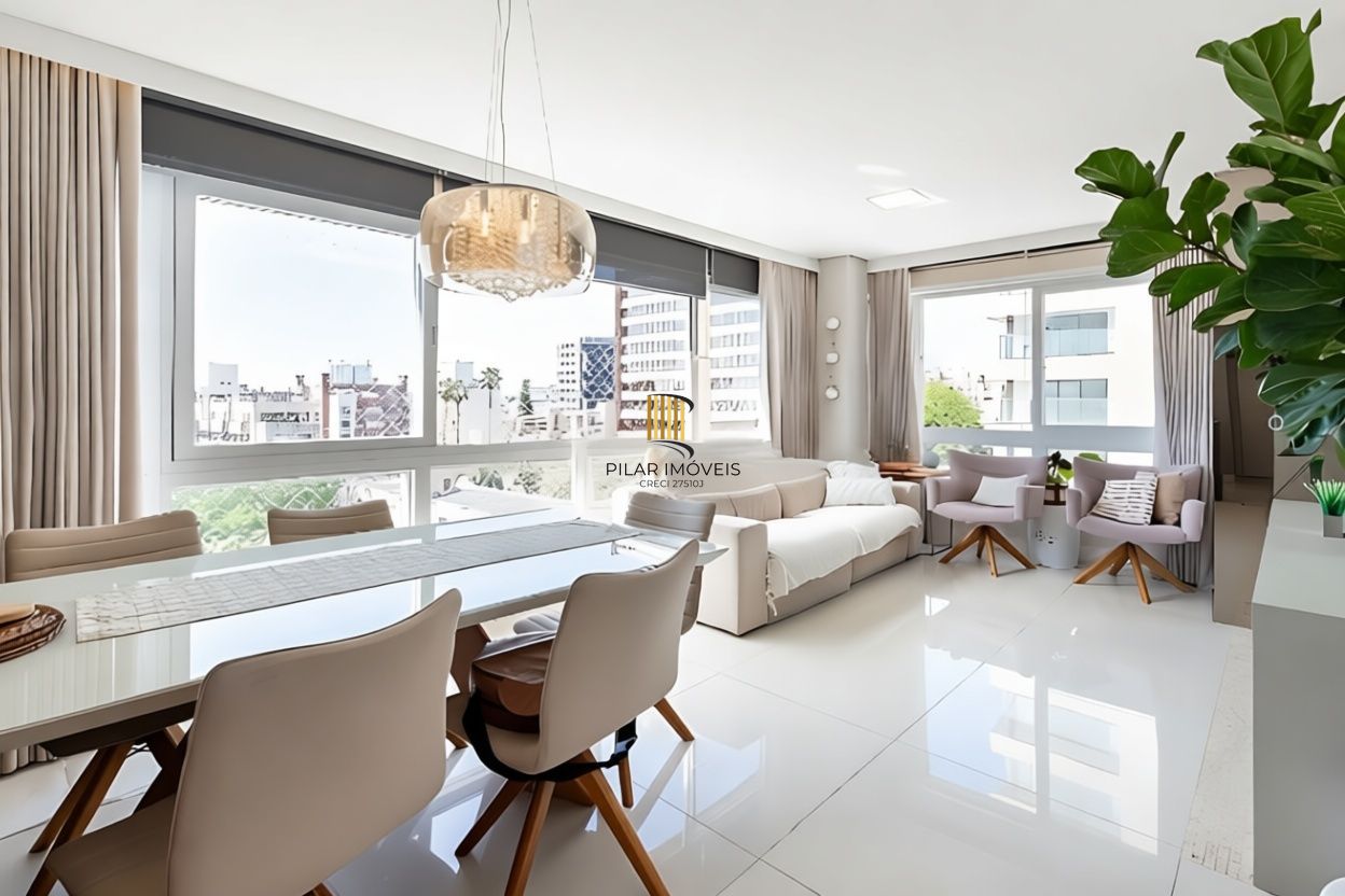 Vende-se apartamento com 2 quartos (1 suíte), 81m² e 2 vagas – Moinhos de Vento