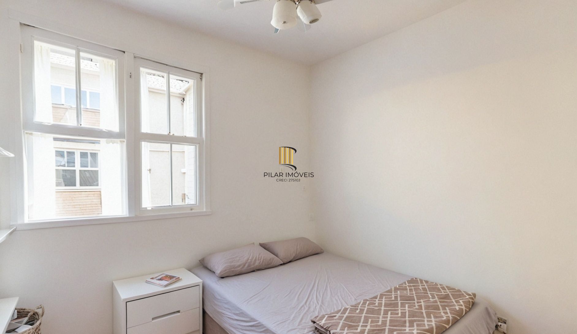Vende-se apartamento semi-mobiliado com 2 quartos e 41m² - Menino Deus