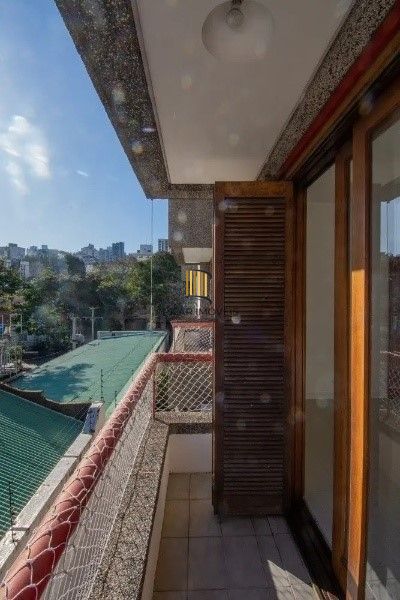 Vende-se apartamento de 2 quartos, 1 vaga, 87m² - Bom Fim