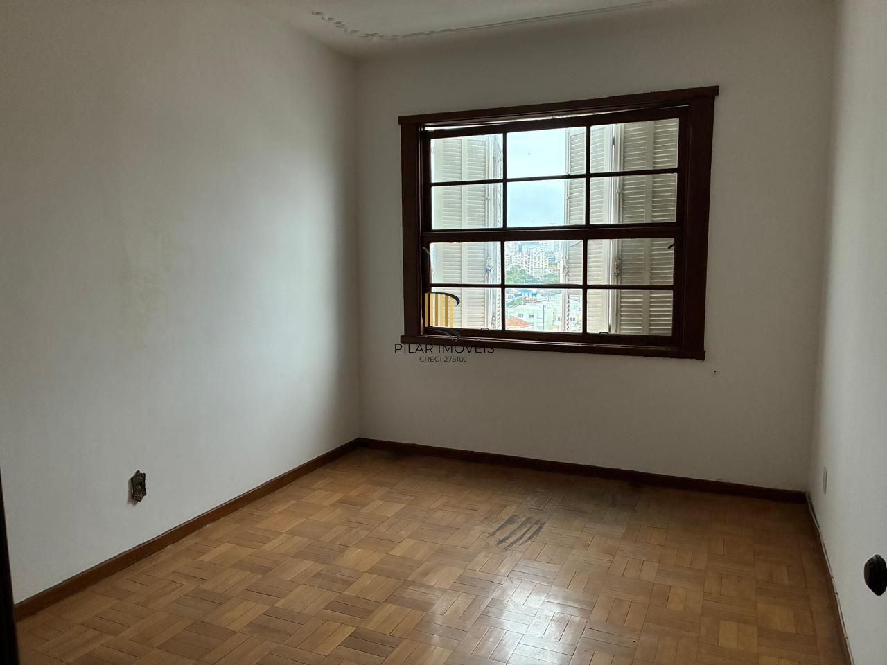 Vende-se apartamento com 3 quartos (1 suíte) - Venâncio Aires