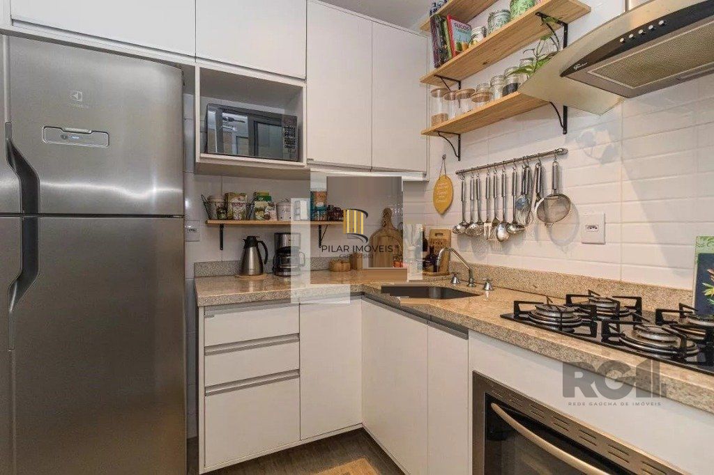 Apartamento 1 dormitório 1 banheiro no Bairro Centro Histórico