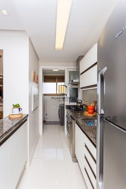 Apartamento 2 dormitórios, 1 suíte, 2 vagas no Bairro Petrópolis