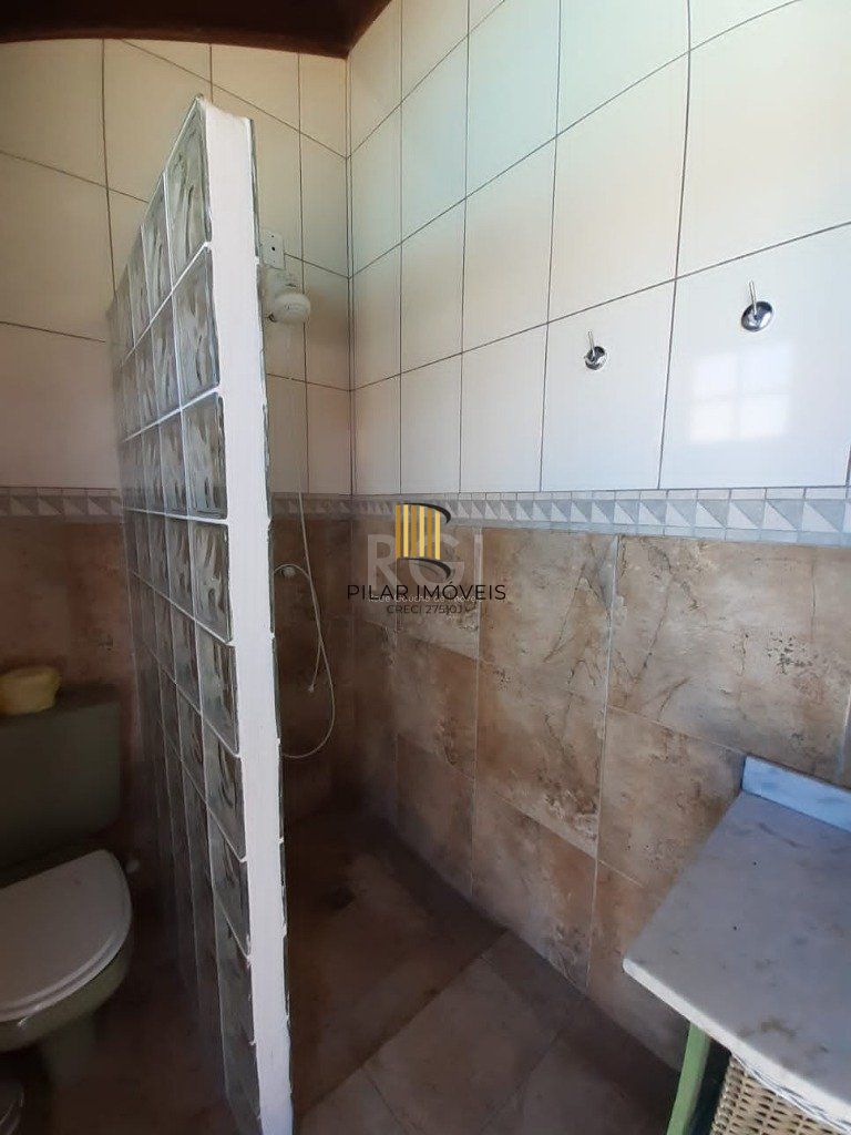 Casa 3 dormitórios, 2 suítes, 4 vagas, 257,52 m² de área privativa, no Bairro Ipanema