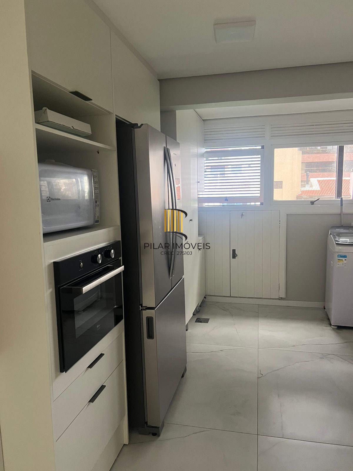 Vende-se apartamento com 4 suítes, 333m² e 3 vagas - Bela Vista