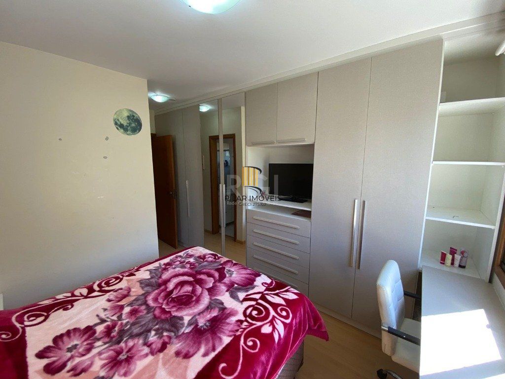 Apartamento para Venda - 75m², 2 dormitórios, sendo 1 suíte, 2 vagas-Petrópolis