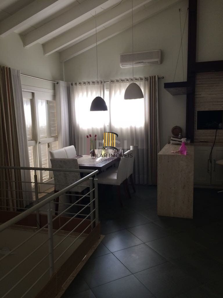 Cobertura para Venda - 248m², 3 dormitórios, sendo 1 suites, 2 vagas - Mont Serrat