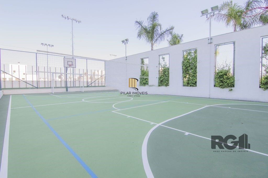 Vende-se luxuoso apartamento com 3 suítes, 2 vagas, lareira no bairro Rio Branco com 133m²