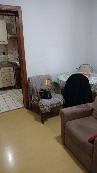 Vende-se amplo apartamento 2 dorm, vaga coberta, predio c/ elevador - 62m² - Rio Branco