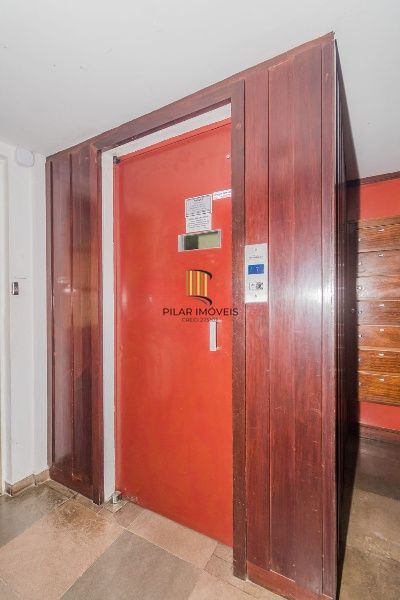 Apartamento reformado com 3 quartos, suíte e 2 vagas – 113 m² -  Mont Serrat