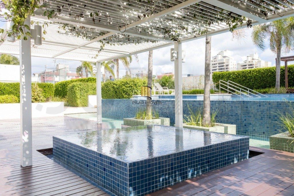 Apartamento para Venda - 121m², 3 dormitórios, sendo 2 suites, 2 vagas - Menino Deus