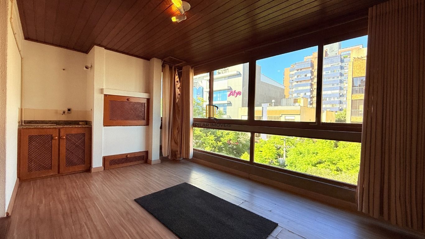 Vende-se apartamento com 3 quartos(1 suíte), sacada, churrasqueira e 1 vaga – 114 m² – Mont’Serrat - Pilar Imóveis